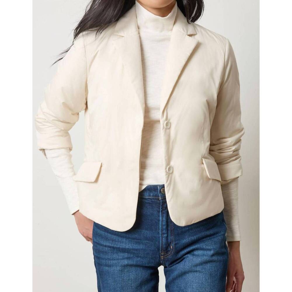 NEW LILLA P padded blazer in talc
